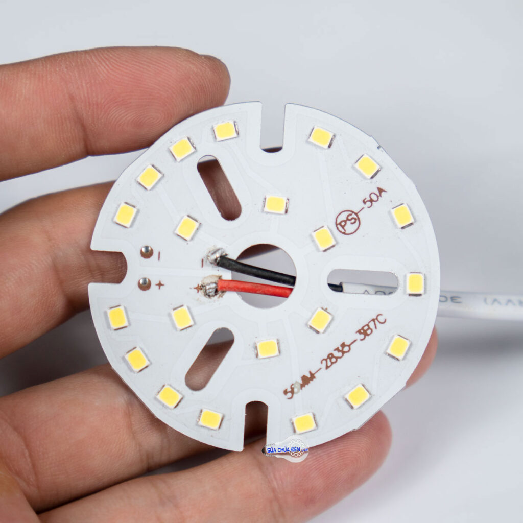 Chip led đèn âm trần 7w ánh sáng trắng vàng