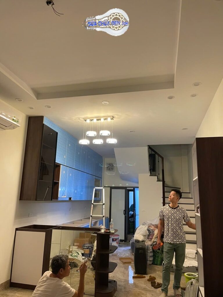 Sửa đèn chùm led bàn ăn tại nguyễn sơn, ngọc lâm, long biên, hà nội